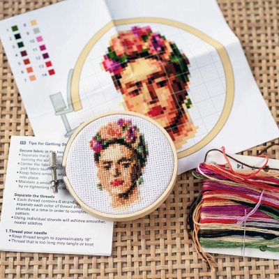 Mini Cross Stitch | Frida Kahlo